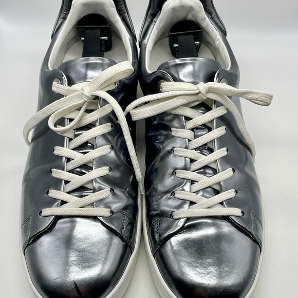 LV FrontRow - Picture 3 of 7